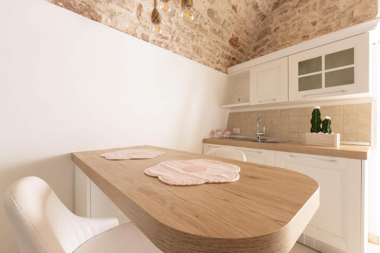 B&B La Finestra Sui Giardini Santeramo in Colle Ngoại thất bức ảnh